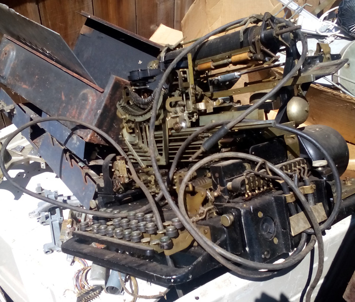 Restoring yet another antique Teletype machine
